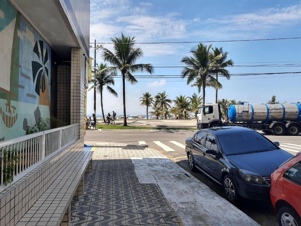  Incrível apartamento na Guilhermina com vista pro mar