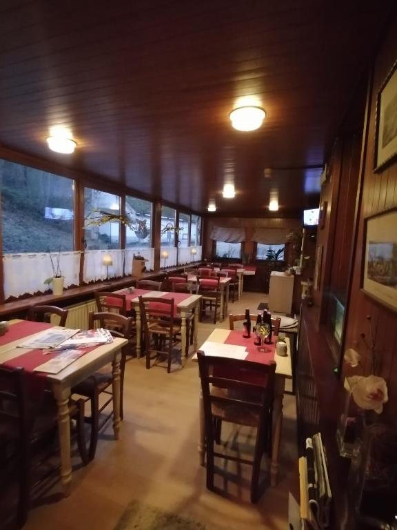 Restaurace v ubytování Le Liège
