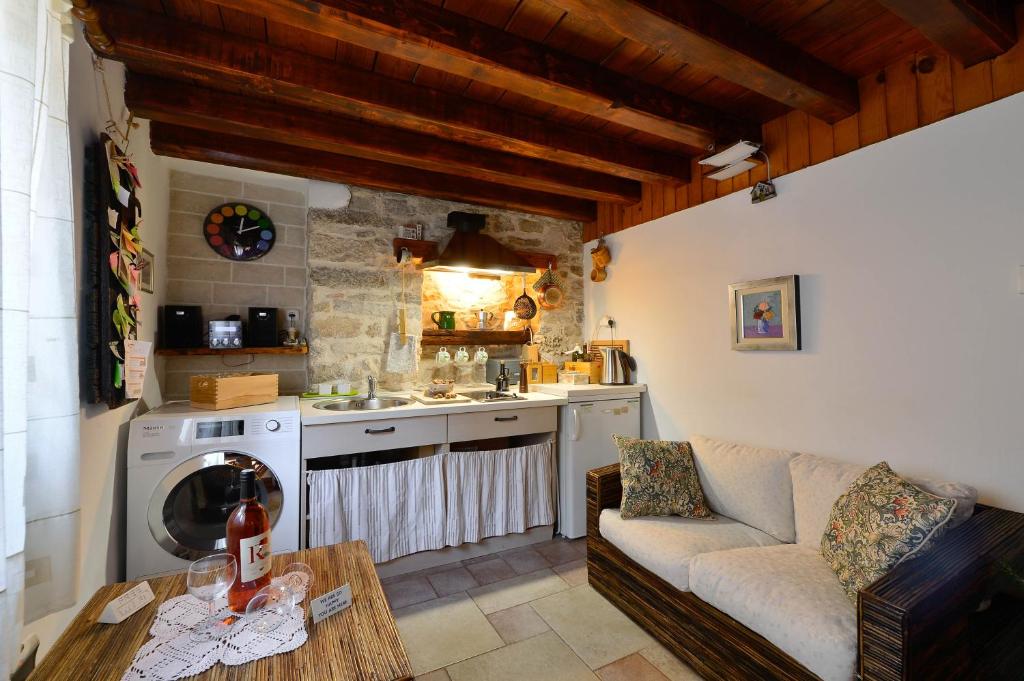 Kuchyň nebo kuchyňský kout v ubytování Apartments Salvezani