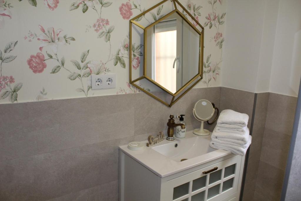 Imagen de la galería de Apartamentos Oncemolinos con desayuno, en Consuegra
