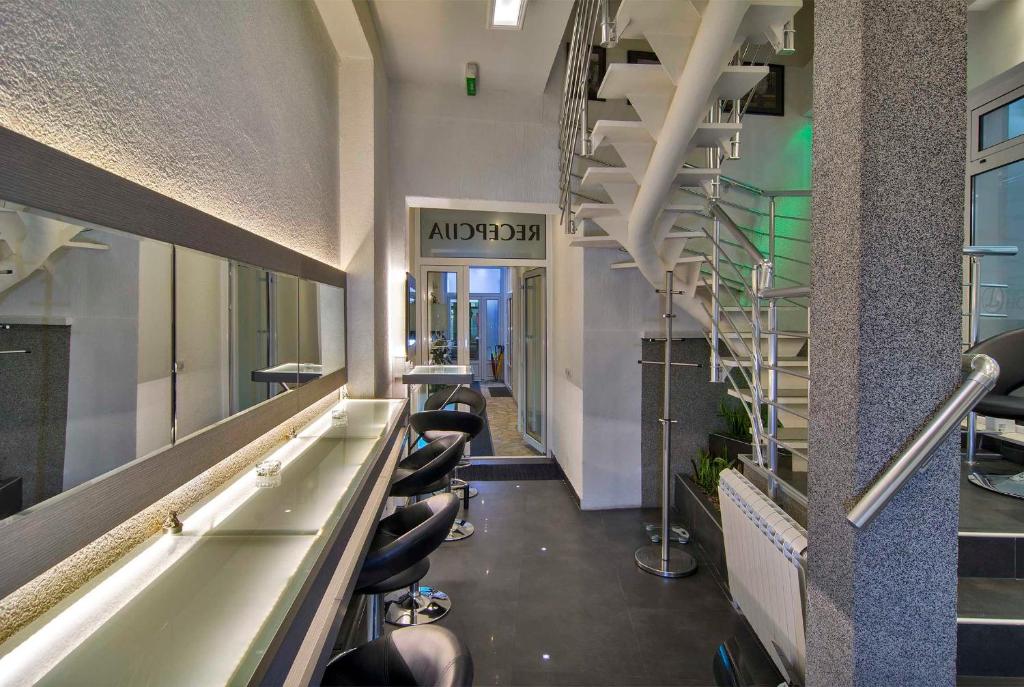 Fitness centrum a/nebo fitness zařízení v ubytování Garni hotel King