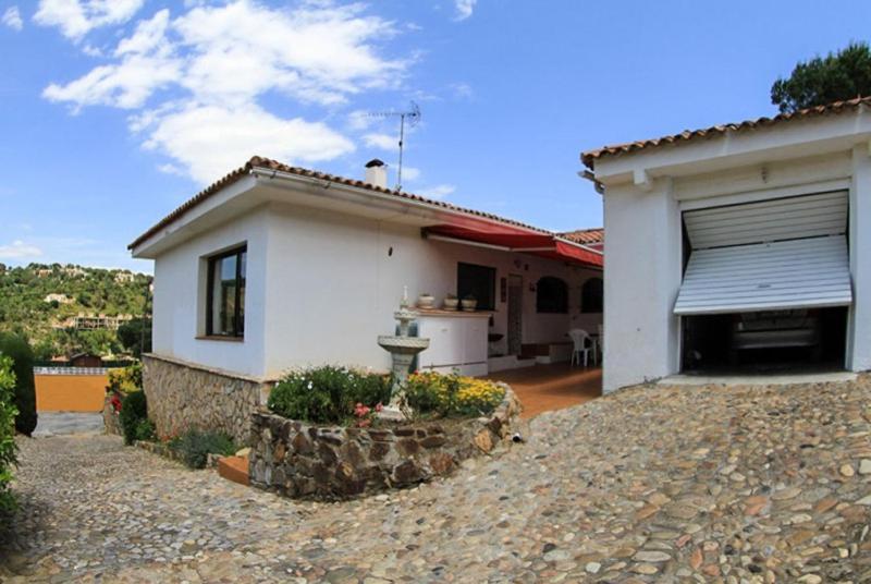 Budova, kde se vila nachází