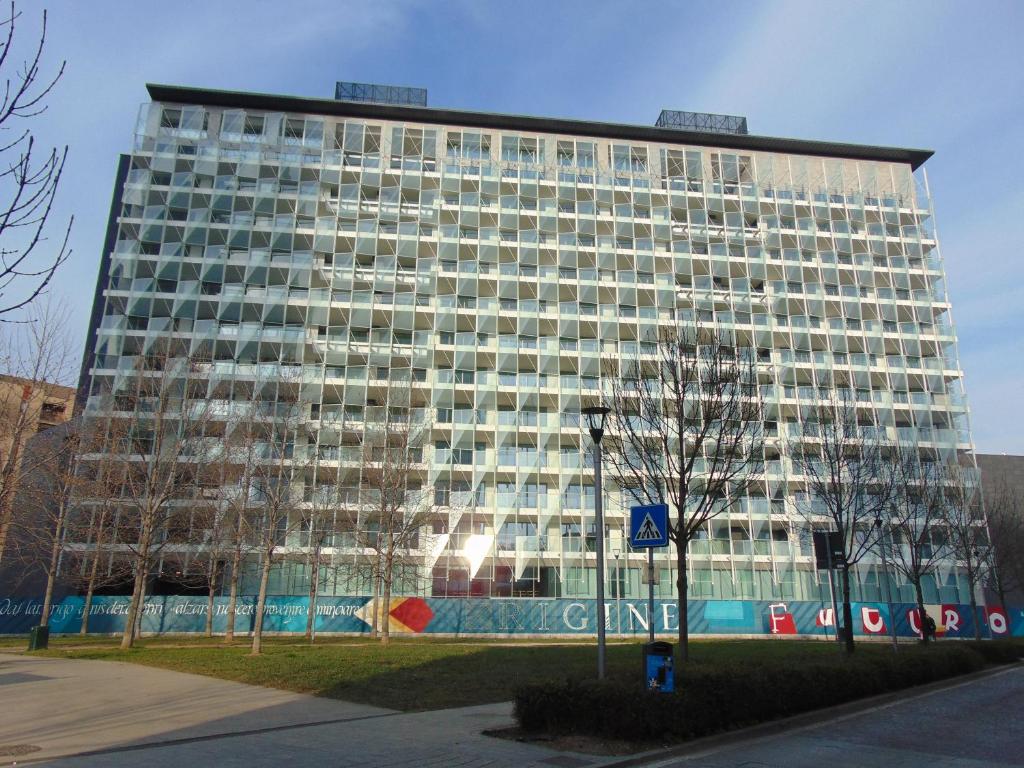 Budova, v ktorej sa apartmán nachádza