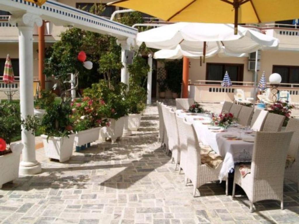Restaurace v ubytování Sun City
