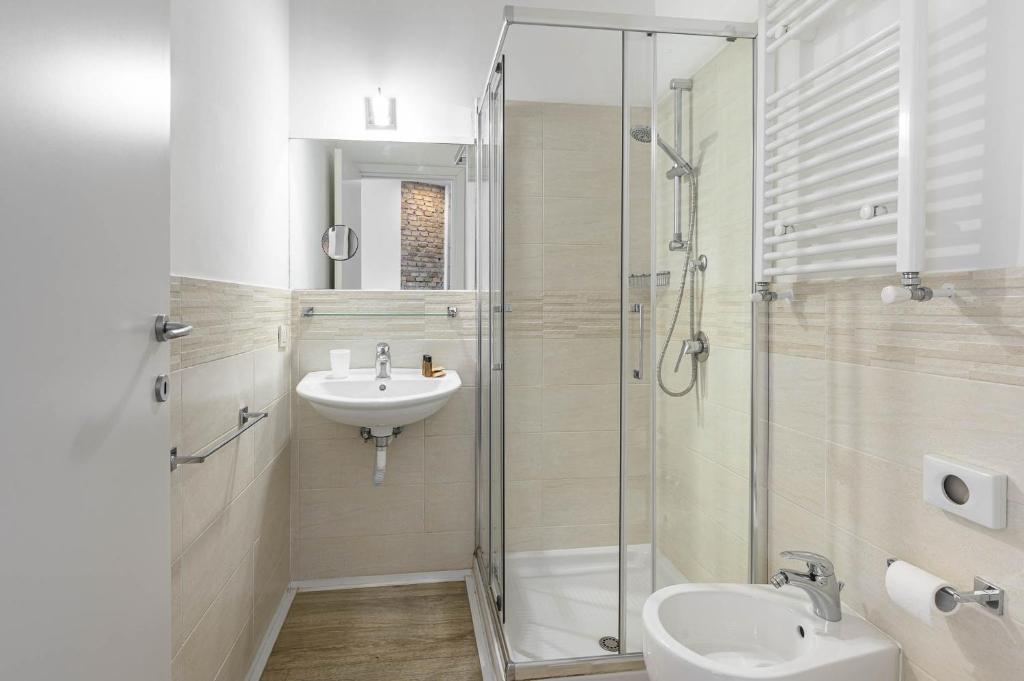 A bathroom at Relais Incantesimo Vaticano