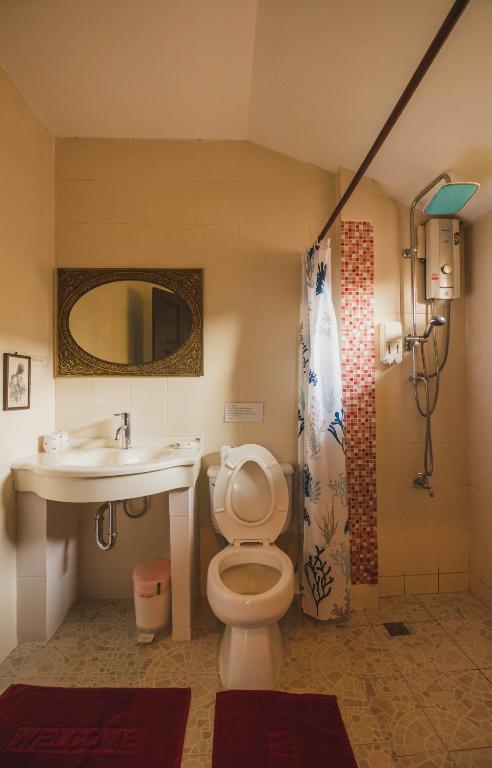 Joy's House & Tour - 10