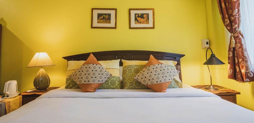 Joy's House & Tour - 17