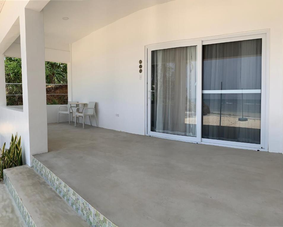 Balkón nebo terasa v ubytování Cebu R Resort Tabuelan