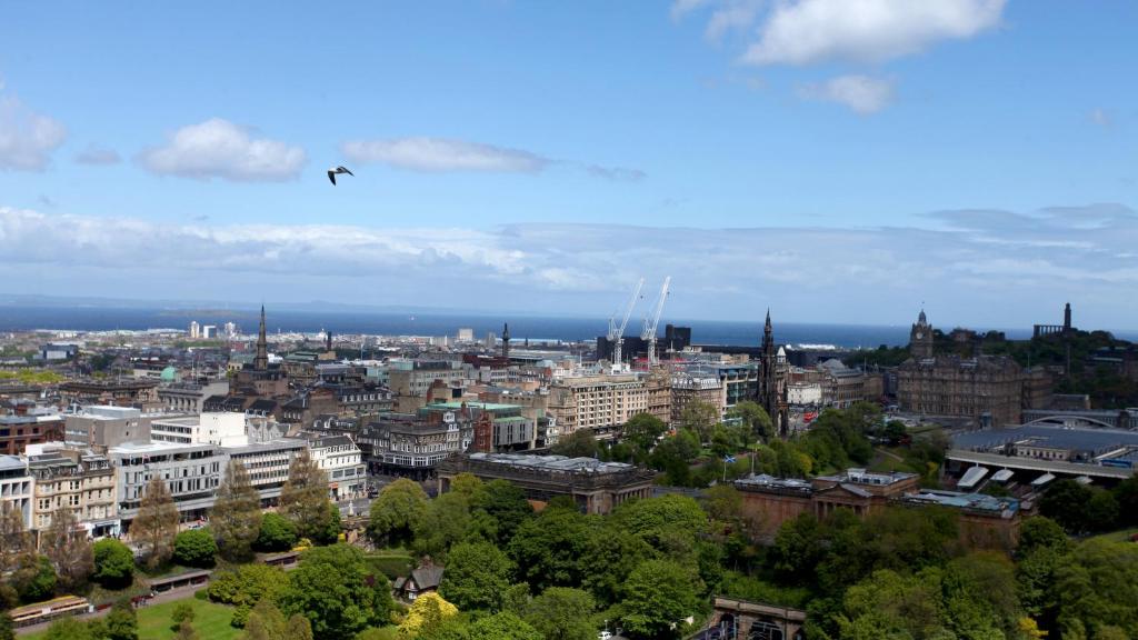 Nespecifikovaný výhled na destinaci Edinburgh nebo výhled na město při pohledu z hotelu
