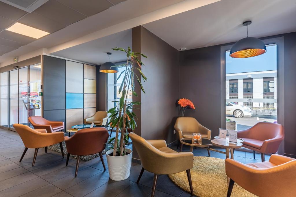 B&B HOTEL CHARTRES Oceane