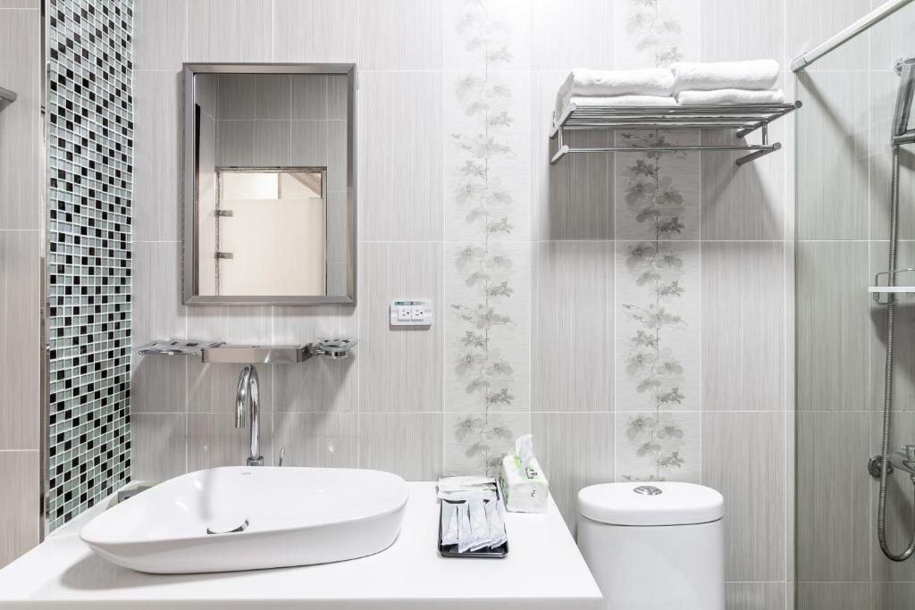 Koupelna v ubytování Mambo Boutique Hotel