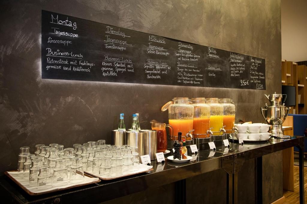 Bebidas em Holiday Inn Frankfurt - Alte Oper by IHG