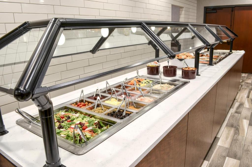 Holiday Inn Fargo by IHG photo