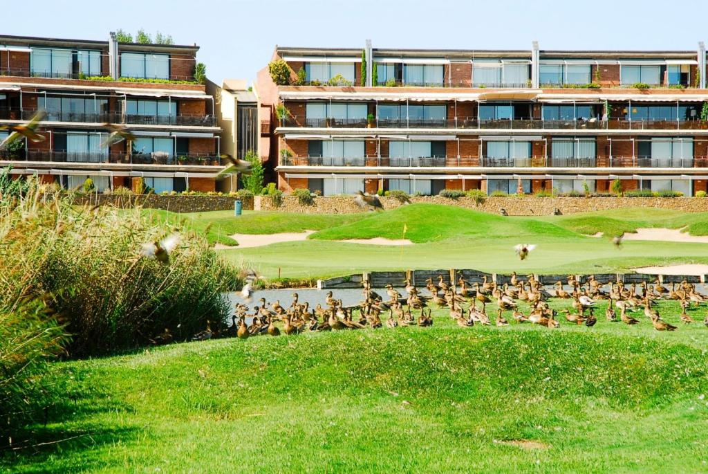 Vonkajšia záhrada v ubytovaní EMPORDÀ GOLF 4 1-2