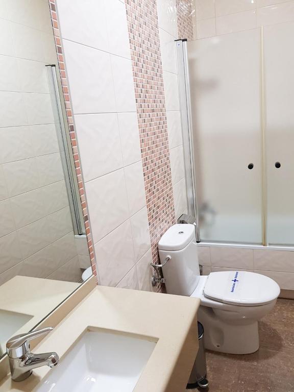 Koupelna v ubytování Hotel Plaza Escribano