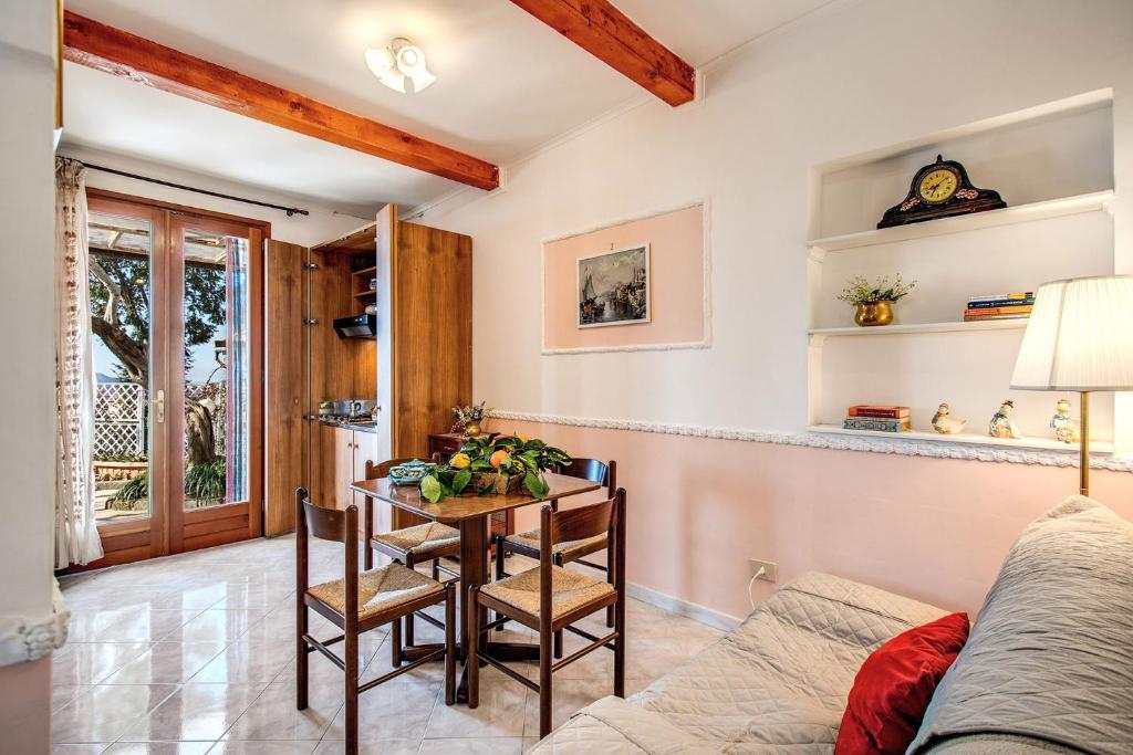 Posedenie v ubytovaní Il Pioppo - Country House Sea View
