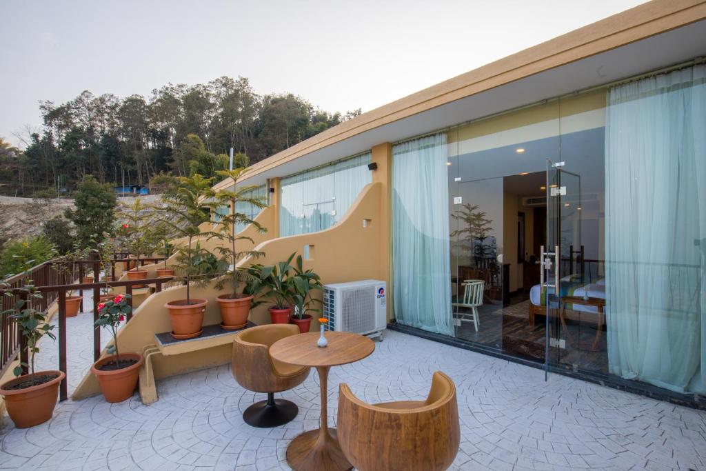 Aagantuk Resort - Superior Double Or Twin Room With Terrace