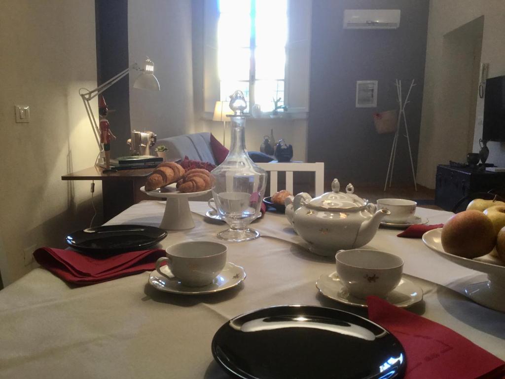 Zdjęcie z galerii obiektu Torre Guinigi Luxury Loft nel centro storico di Lucca w Lukce