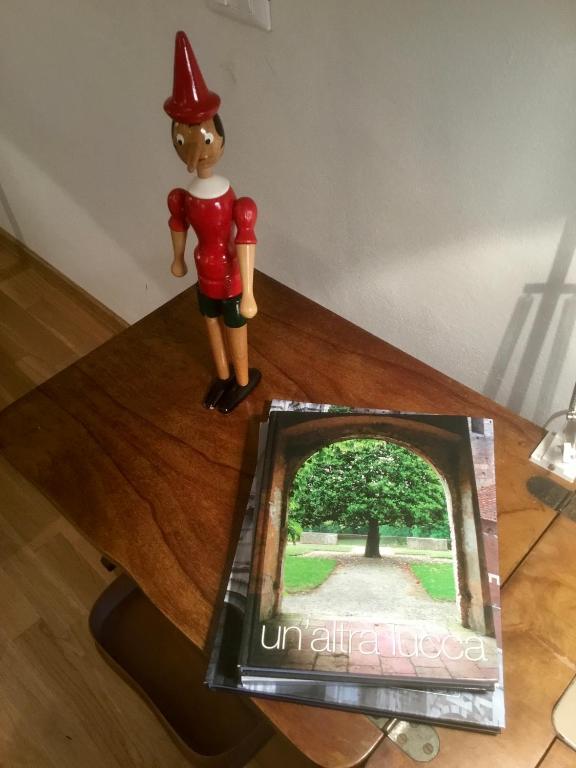 Zdjęcie z galerii obiektu Torre Guinigi Luxury Loft nel centro storico di Lucca w Lukce