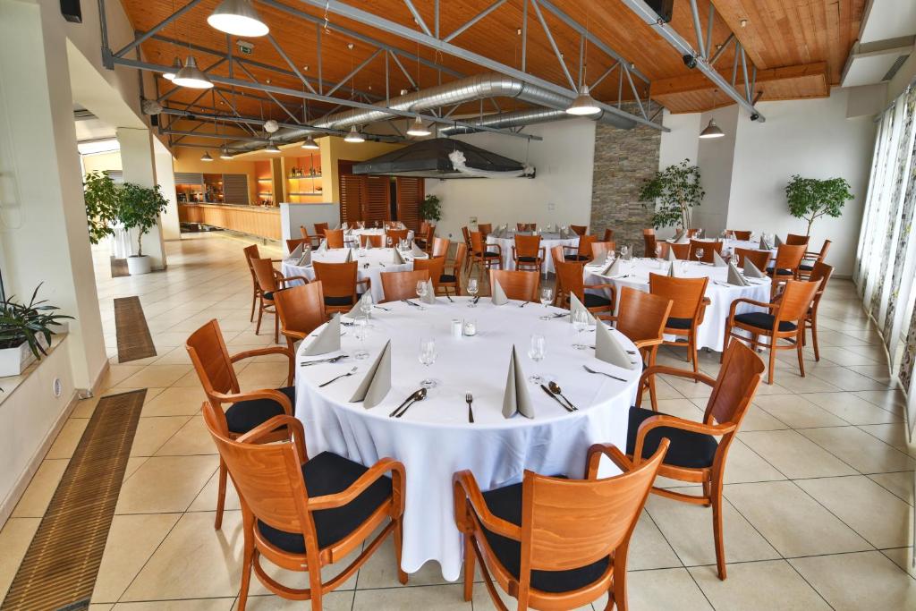 Restaurace v ubytování Hotel Jana
