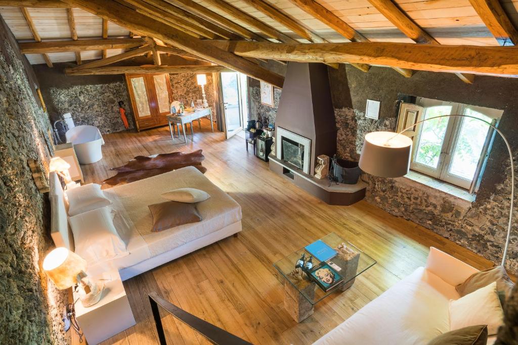 Posedenie v ubytovaní Monaci delle Terre Nere