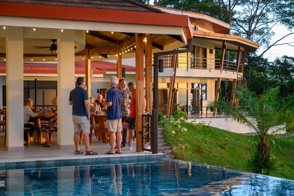 Bazén v ubytování Lapazul Boutique Hotel nebo v jeho okolí