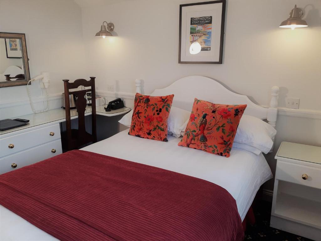 The Telstar - Deluxe Single Room