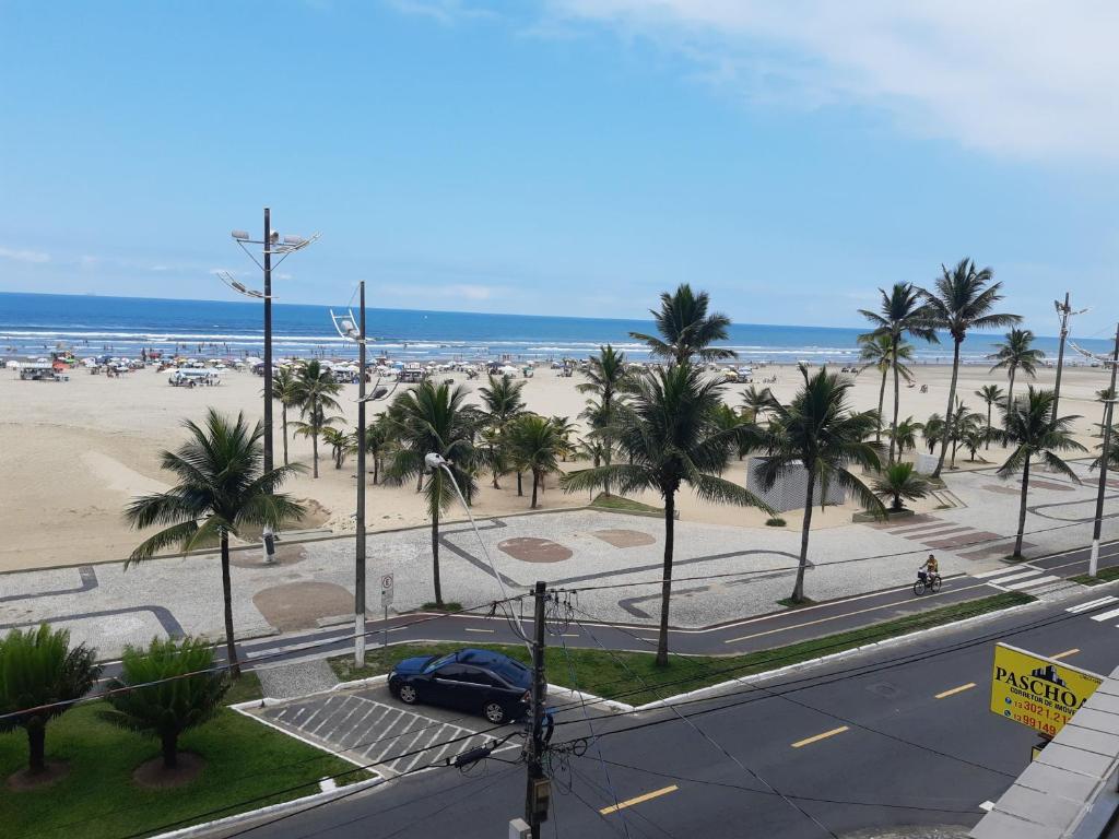  Incrível apartamento na Guilhermina com vista pro mar