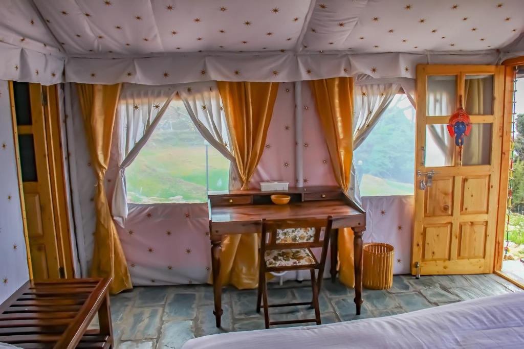 Postel nebo postele na pokoji v ubytování CBB - Camp Bir Billing