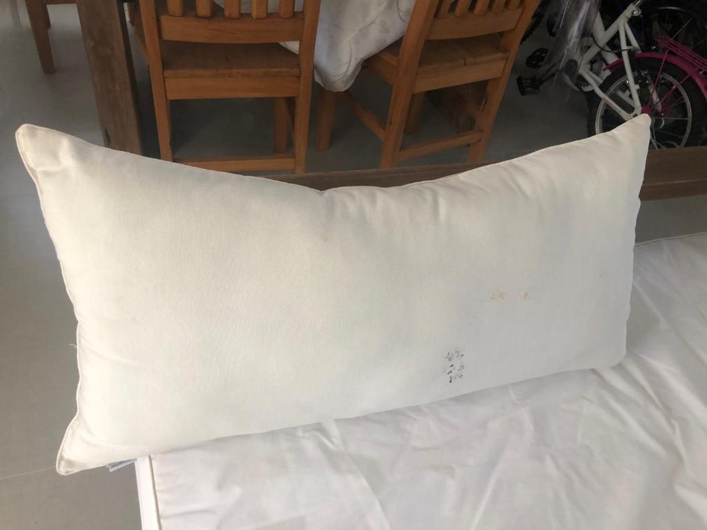  CASA C/ 3 QUARTOS PISCINA E AR CONDICIONADO