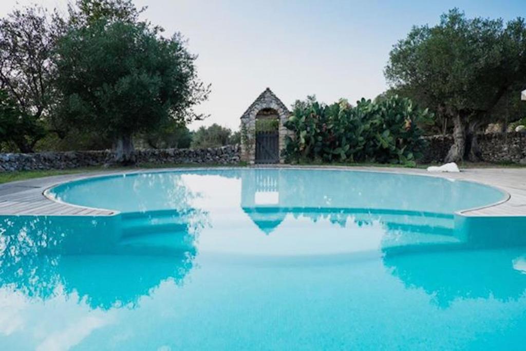 Bazén v ubytování Masseria Trulli&Stelle B&B nebo v jeho okolí