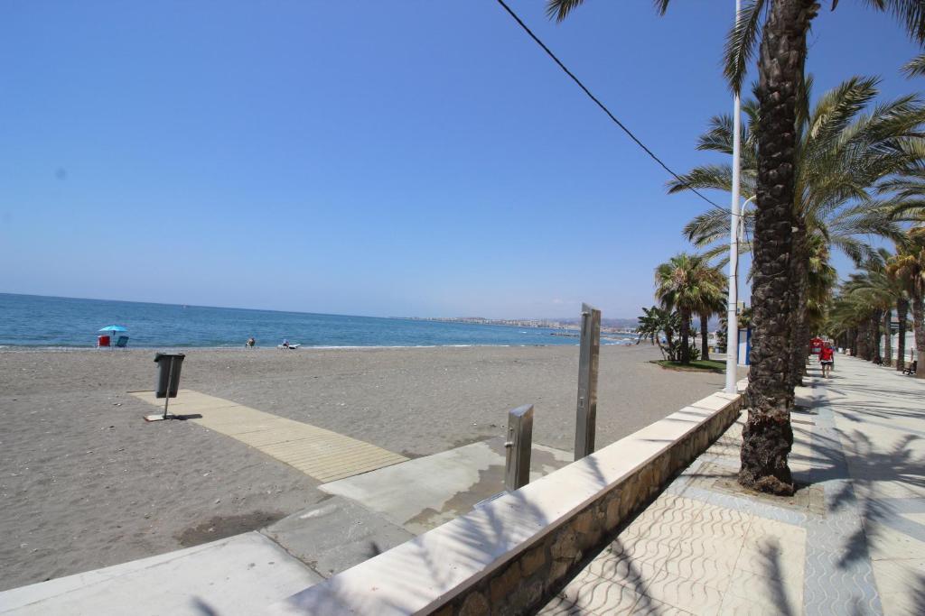 Toda una EXPERIENCIA en la COSTA DEL SOL, a 100m de la Playa ...