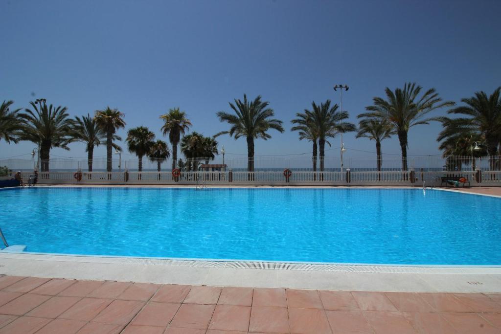 Toda una EXPERIENCIA en la COSTA DEL SOL, a 100m de la Playa ...