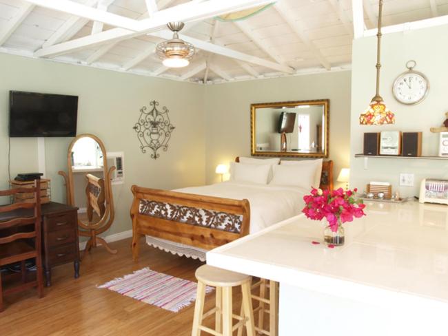Culver City Escape with Pool, Near Disneyland Park! - Apartment