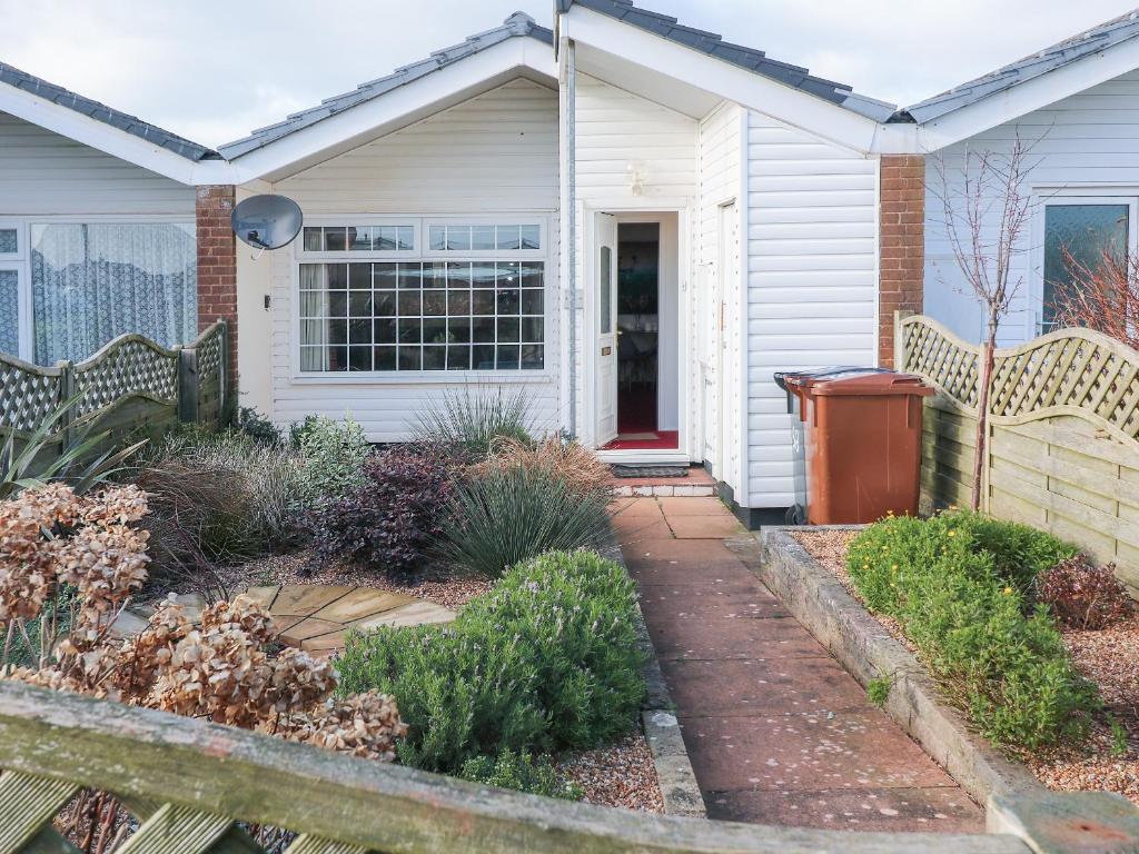 58 Cumber Close