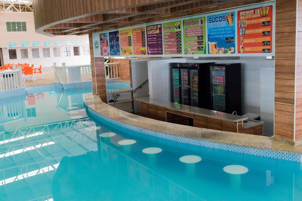 Bazén v ubytování Ody Park Resort Hotel nebo v jeho okolí