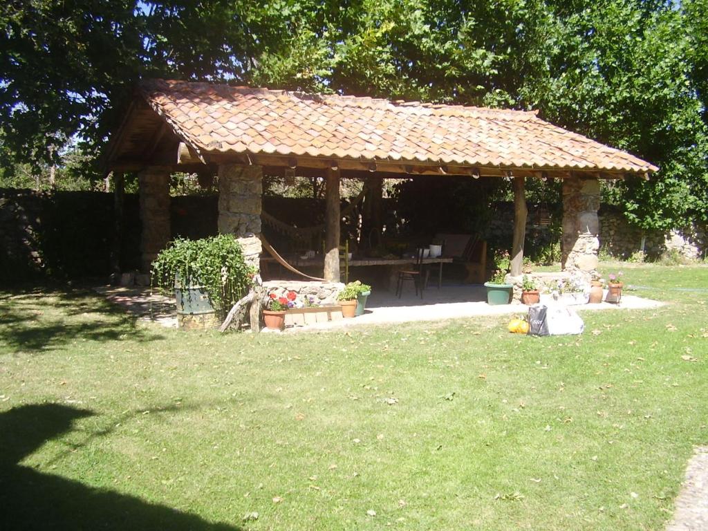 Vonkajšia záhrada v ubytovaní La cerca de la Mata, decerca