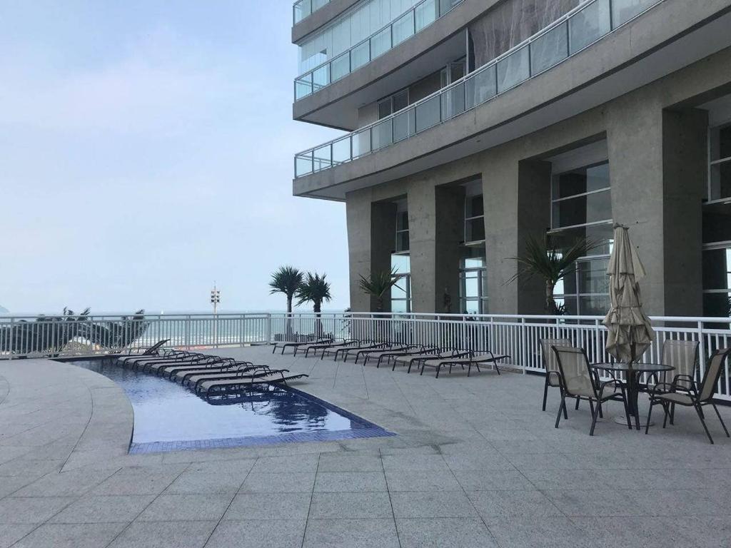  Unlimited - Frente ao Mar. Apt todo mobiliado.