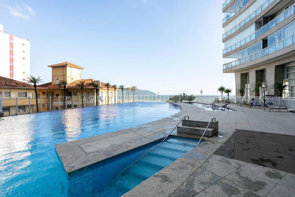  Unlimited - Frente ao Mar. Apt todo mobiliado.