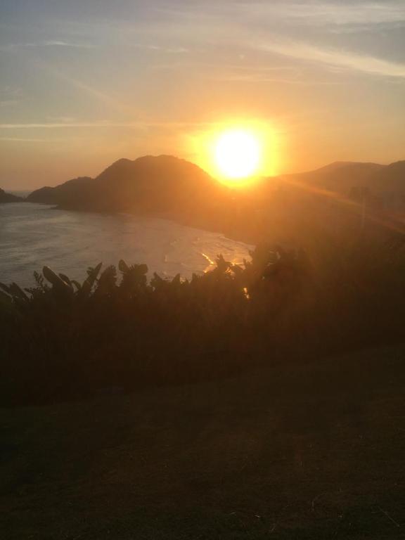  Apto Praia do Tombo - Guarujá