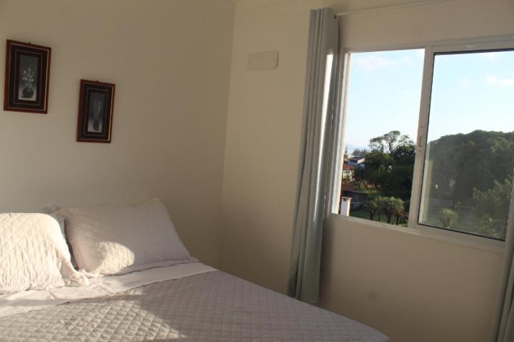  APARTAMENTO 403 COMPLETO no PARAISO DAS PRAIAS LIMPAS DE IMBITUBA