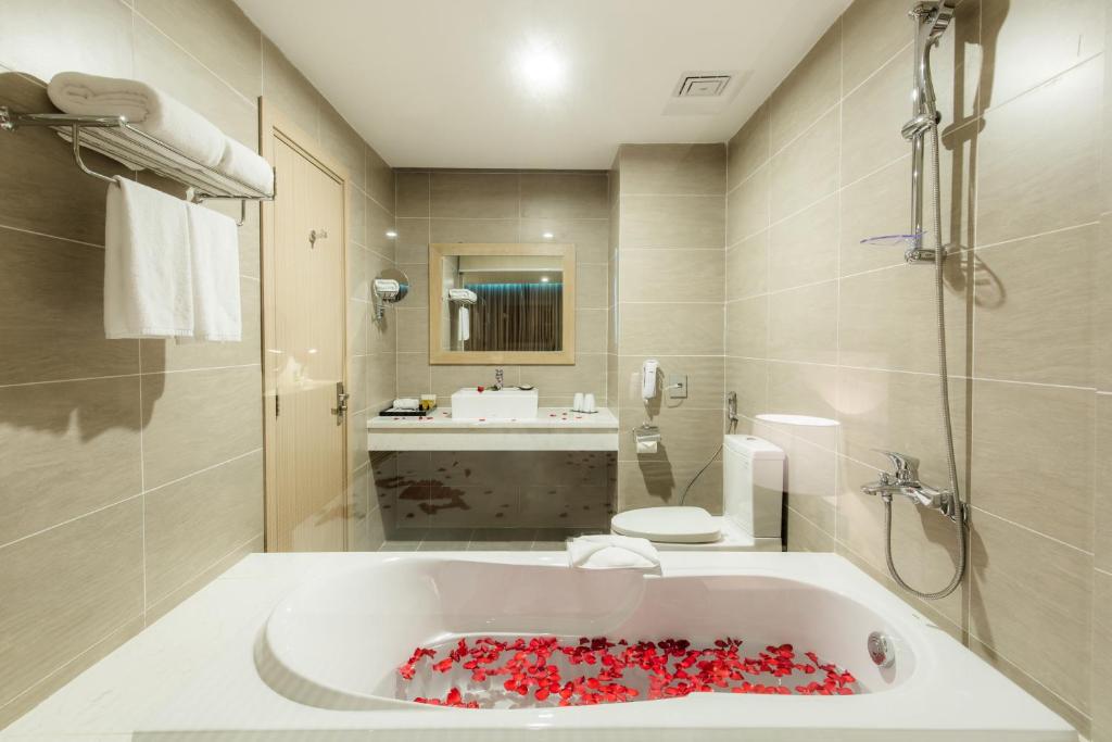 Phòng Deluxe Giường Đôi Nhìn Ra Biển