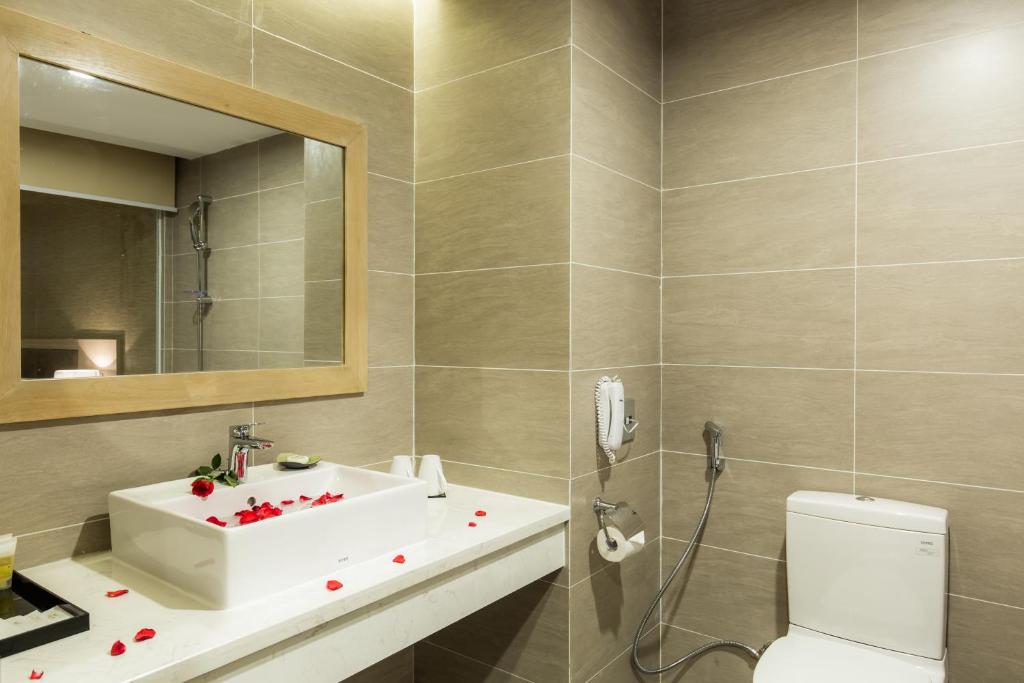 Phòng Deluxe Giường Đôi Nhìn Ra Biển