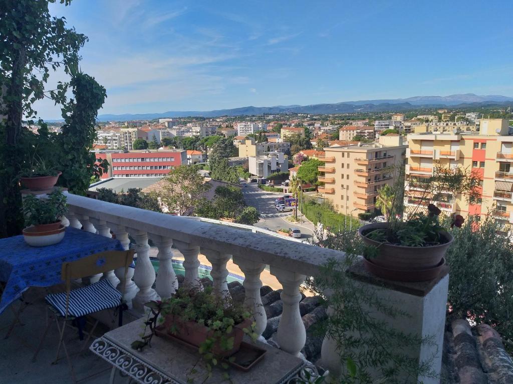 Joli studio - Appartamento Con Vista In Piscina