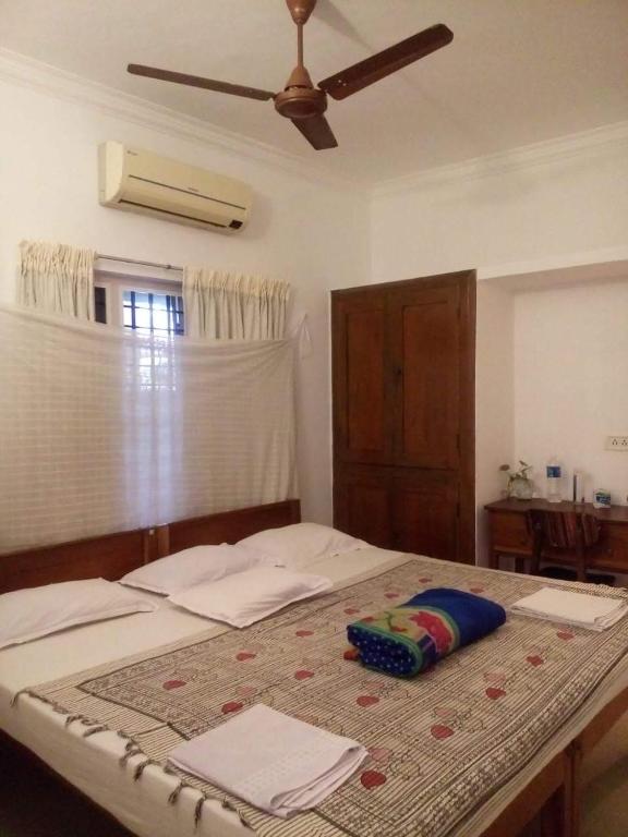 Postel nebo postele na pokoji v ubytování Nathans Holiday Home