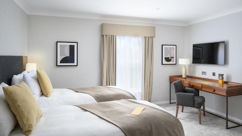 
Standard Room with Two Single Beds
