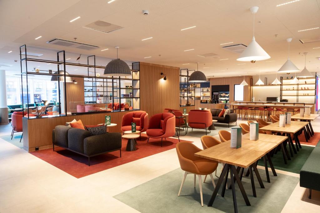 Posezení v ubytování Holiday Inn Helsinki - Expo by IHG