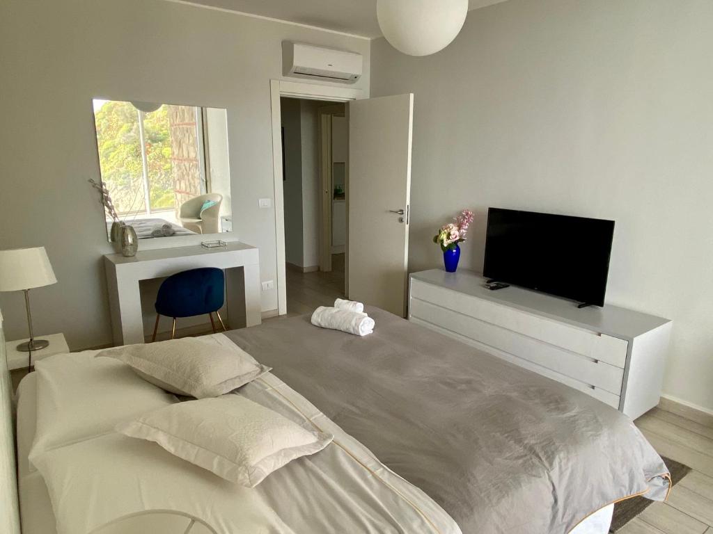 Isola Bella Infinity Suites - 17