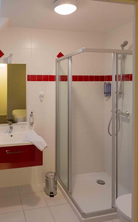 Vonios kambarys apgyvendinimo &#x12F;staigoje Hotel Restaurant Lesage