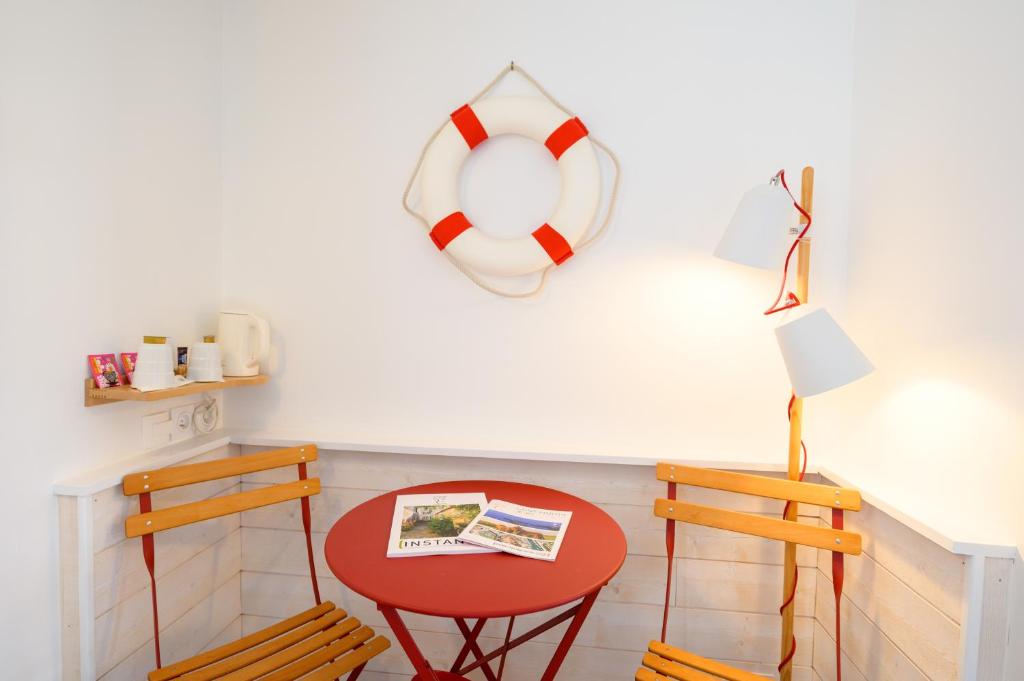 Fotografie z fotogalerie ubytování Hôtel La Jetée v destinaci Saint-Martin-de-Ré